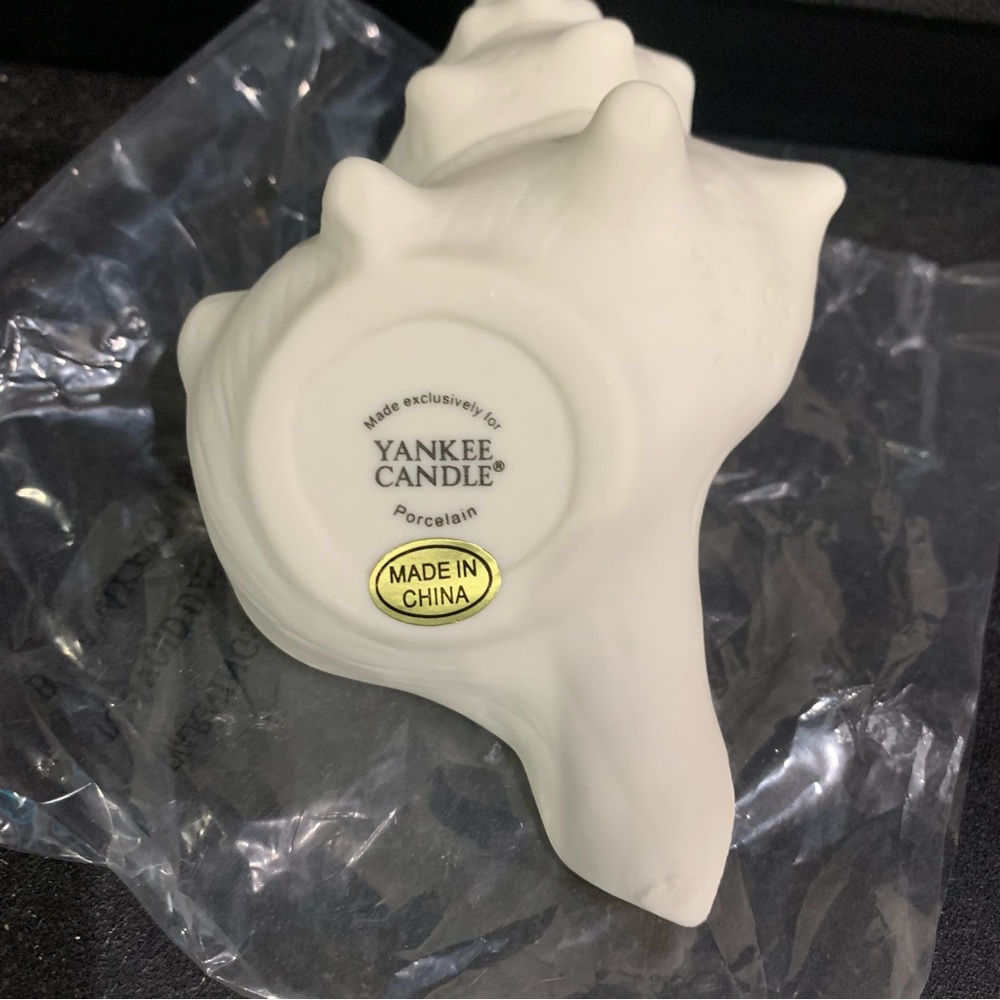 Yankee Candle Porcelain Conch Shell Tea Light Votive Candle Holder - Picture 8 of 10
